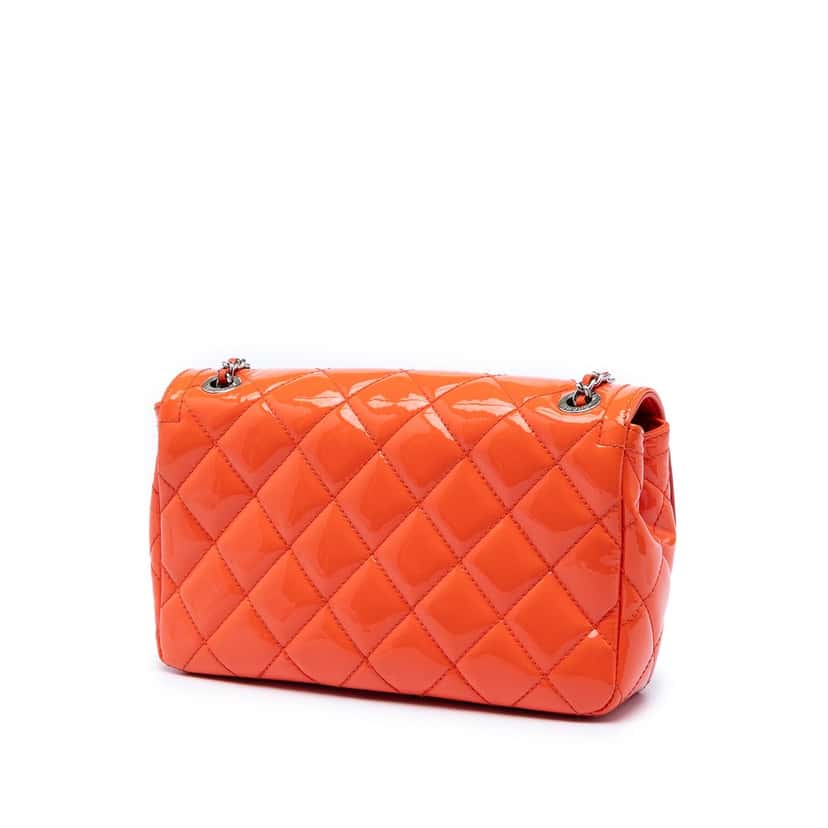 Chanel Small Quilted Patent Coco Shine Flap Orange Leather Very good condition - Back View