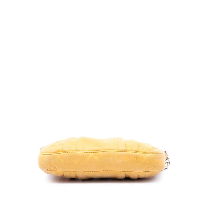 Fendi Pleated Nubuck FF Chain Pochette Yellow Leather Very good condition - Inside View