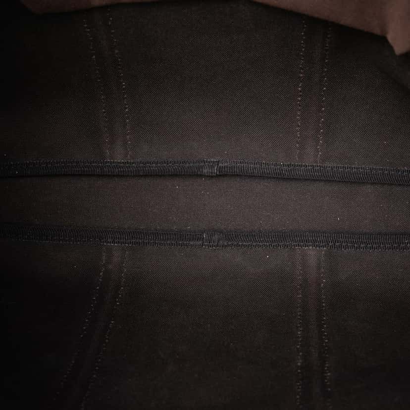 Gucci GG Supreme Business Bag Beige Very good condition - Model View