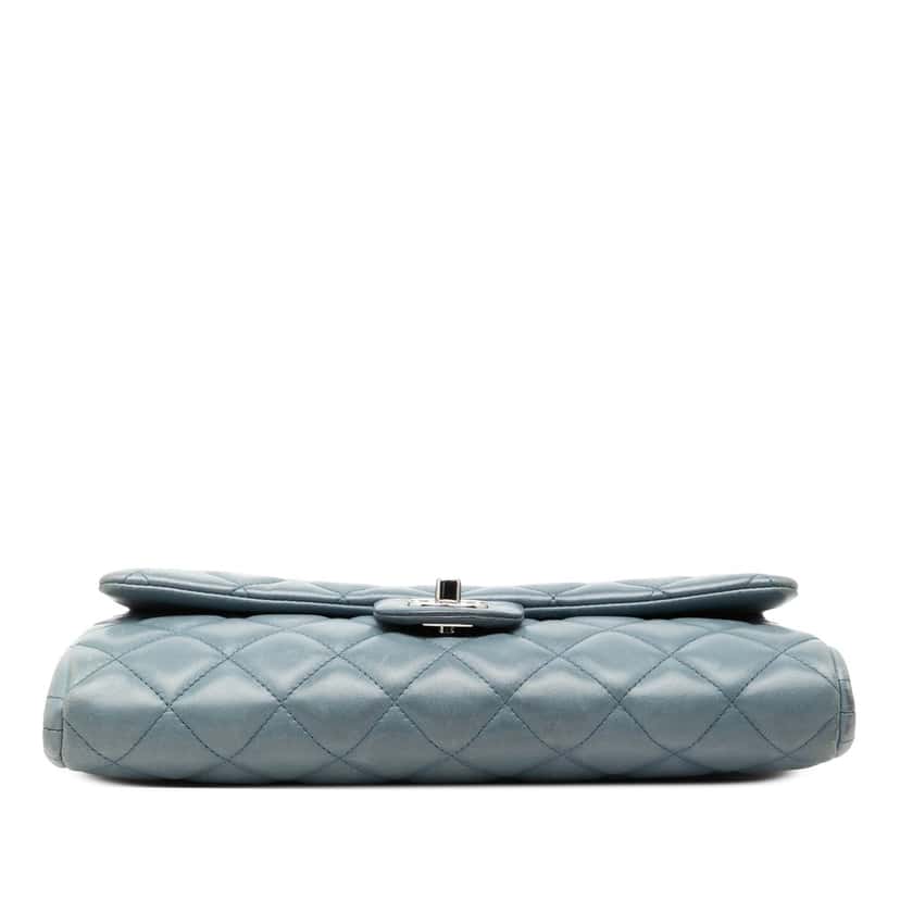 Chanel CC Quilted Lambskin Flap Clutch with Chain Blue Leather Very good condition - Inside View