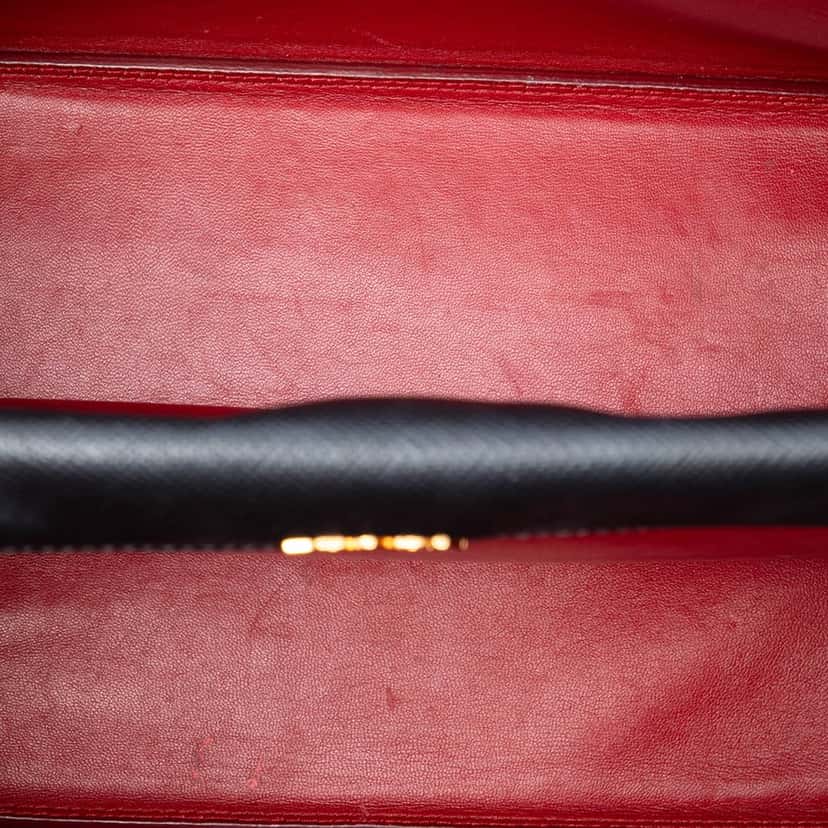 Prada Medium Saffiano Cuir Double Satchel Black Leather Very good condition - Model View