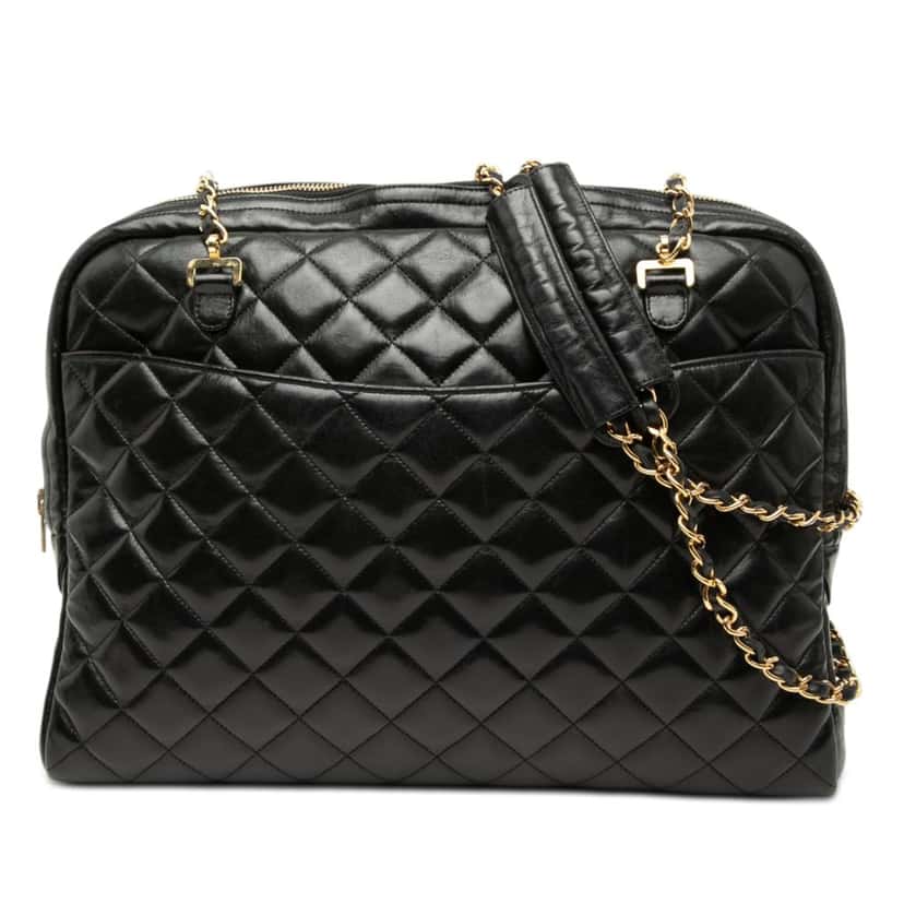 Chanel Quilted Lambskin Chain Shoulder Bag Black Leather Very good condition - Front View