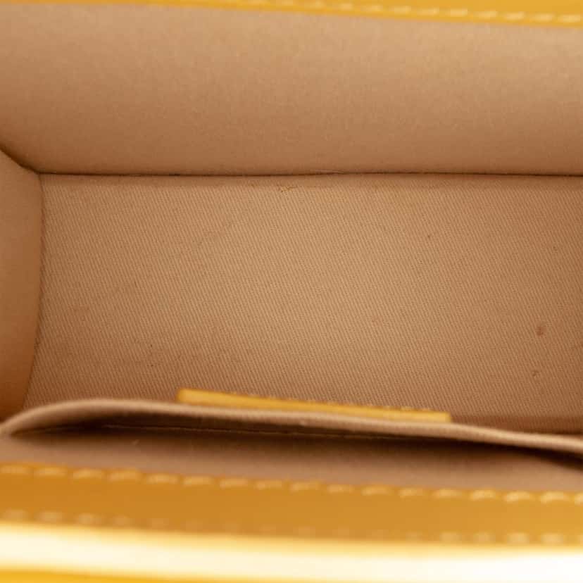 Jacquemus Leather Le Chiquito Noeud Yellow Leather Very good condition - Model View