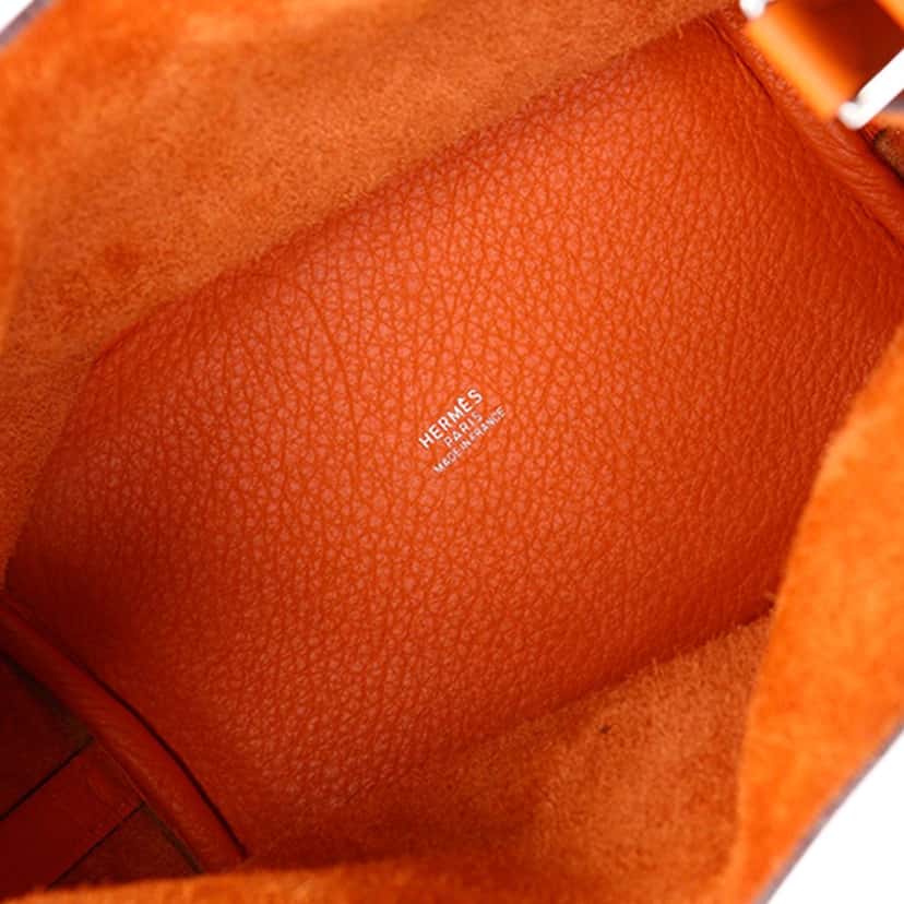 Hermès Clemence Picotin 18 Orange Leather Very good condition - Model View