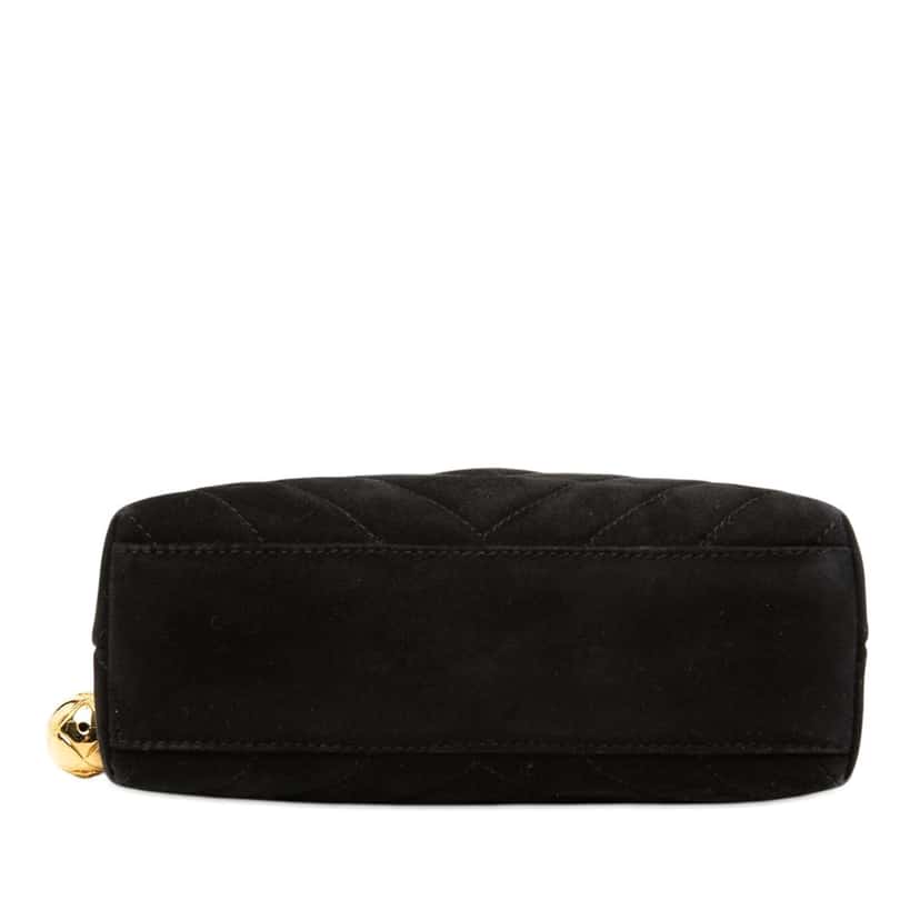 Chanel CC Diamond Quilted Suede Crossbody Black Leather Very good condition - Inside View