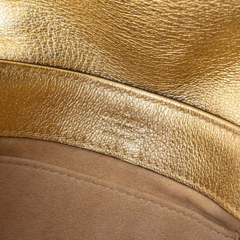 Louis Vuitton Metallic Cuir Plume Ecume Very Chain Bag Gold Leather Very good condition - Box View