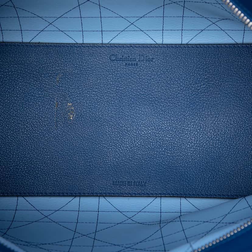 Dior Medium Calfskin Cannage Ultradior Tote Blue Leather Very good condition - Model View