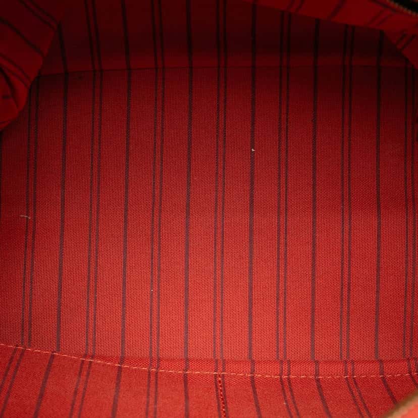 Louis Vuitton Monogram Empreinte Speedy Bandouliere 25 Red Leather Good condition - Model View