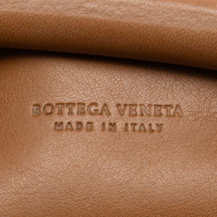 Bottega Veneta Lambskin The Pouch Brown Leather Very good condition - Box View