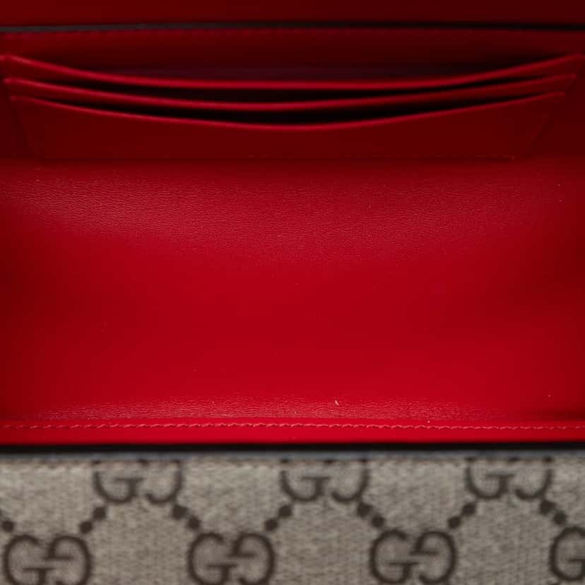 Gucci Mini GG Supreme Love Trunk Crossbody Beige Very good condition - Model View