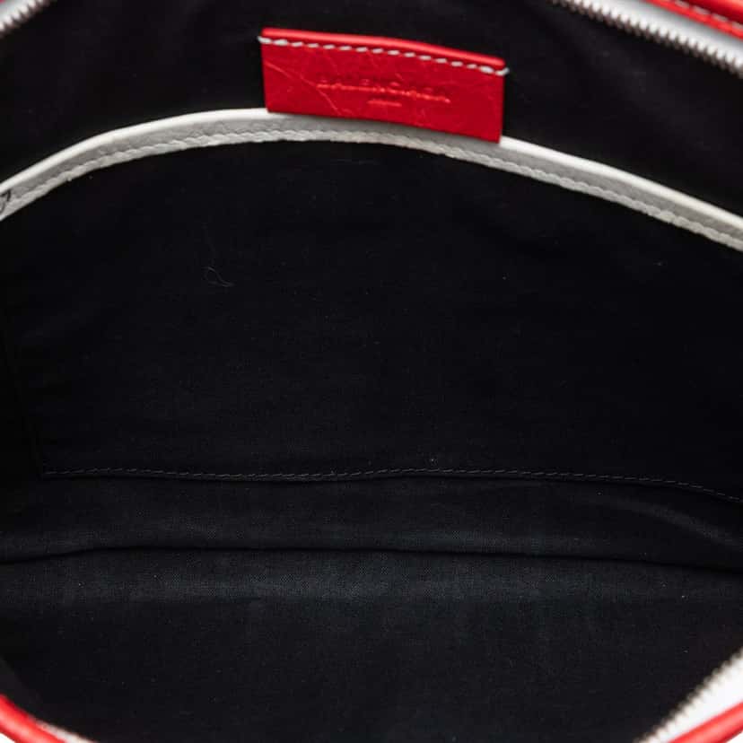 Balenciaga Lambskin Bazar Clutch Green Leather Very good condition - Model View