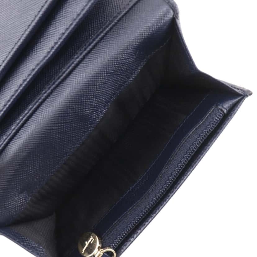 Salvatore Ferragamo Leather Gancini Trifold Small Wallet Black Leather Very good condition - Inside View