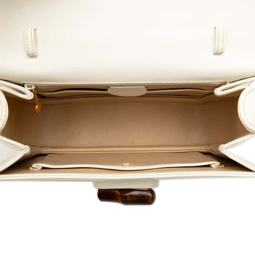Gucci Calfskin Bamboo Night White Leather Very good condition - Model View