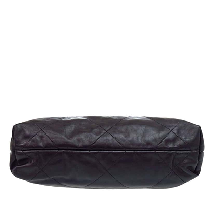 Chanel Small Quilted Shiny Calfskin 22 Handbag Black Leather Very good condition - Inside View