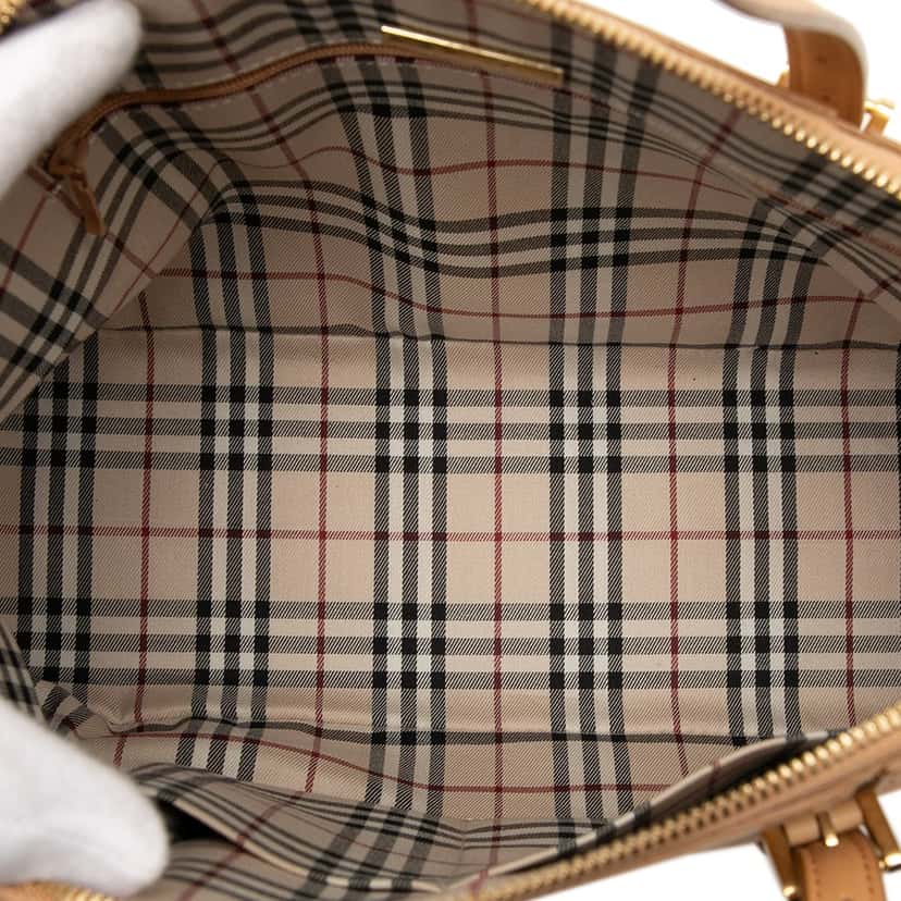 Burberry Leather Handbag Brown Leather Very good condition - Model View