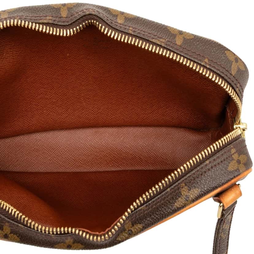 Louis Vuitton Monogram Pochette Marly Bandouliere Brown Very good condition - Model View