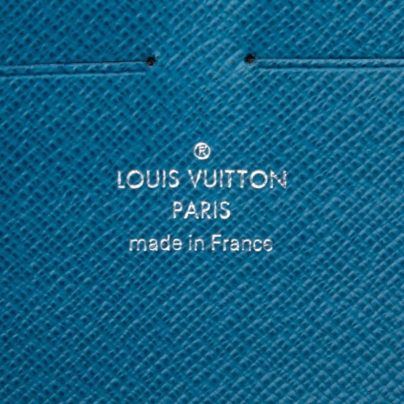 Louis Vuitton Epi Pochette Jour PM Blue Leather Very good condition - Box View