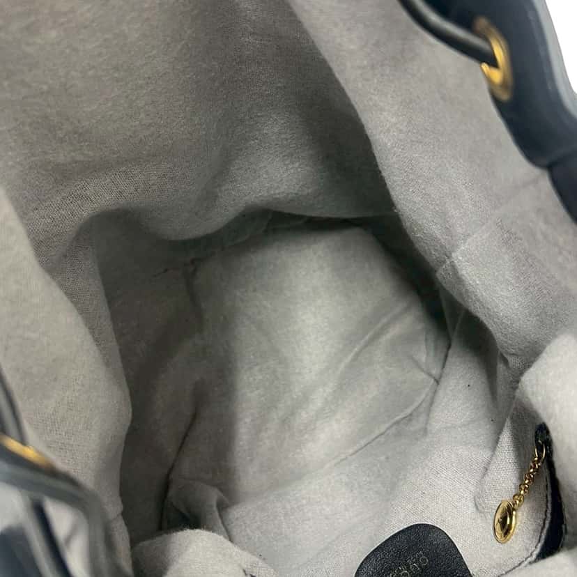 Gucci Leather Bamboo Bucket Bag Black Leather Very good condition - Box View