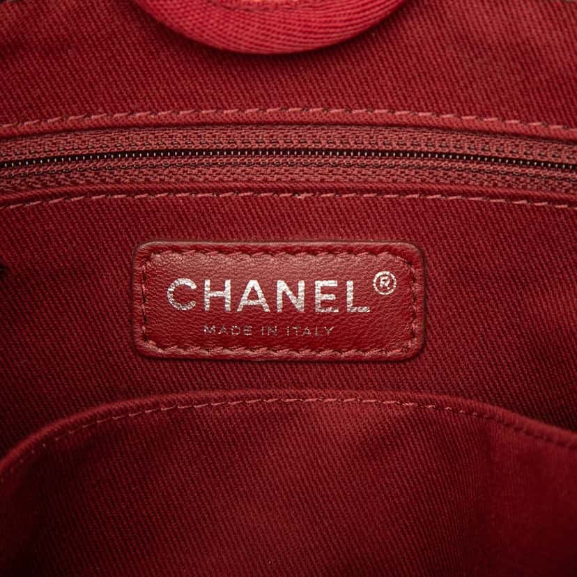 Chanel Mini Canvas Deauville Tote Red Very good condition - Box View