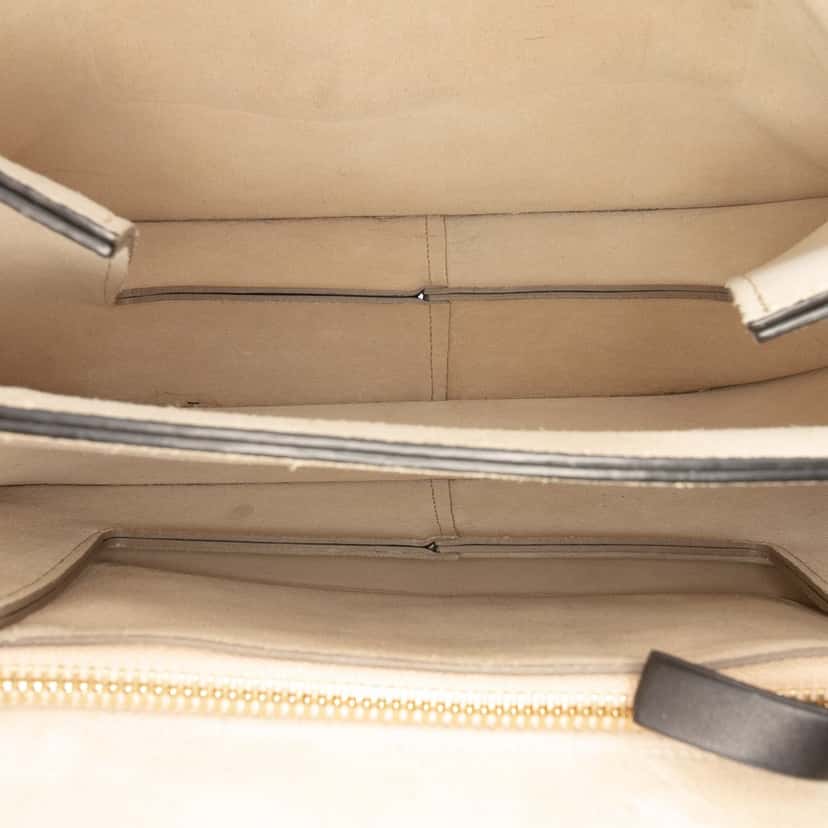 Chloé Medium Calfskin and Suede Faye Crossbody Black Leather Very good condition - Model View