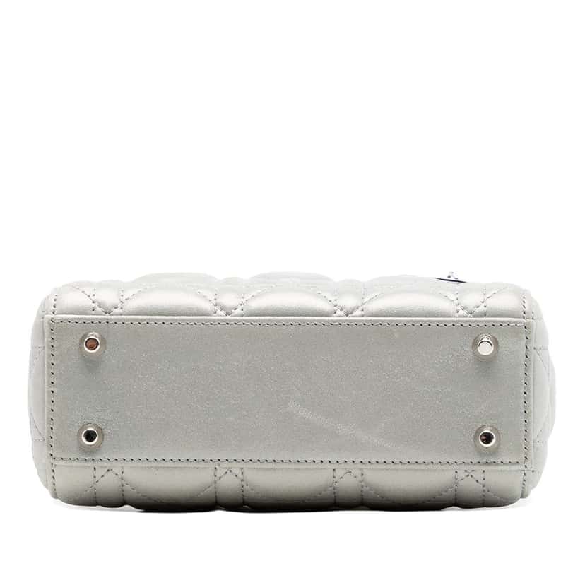 Dior Mini Iridescent Lambskin Cannage Lady Dior Silver Leather Very good condition - Inside View