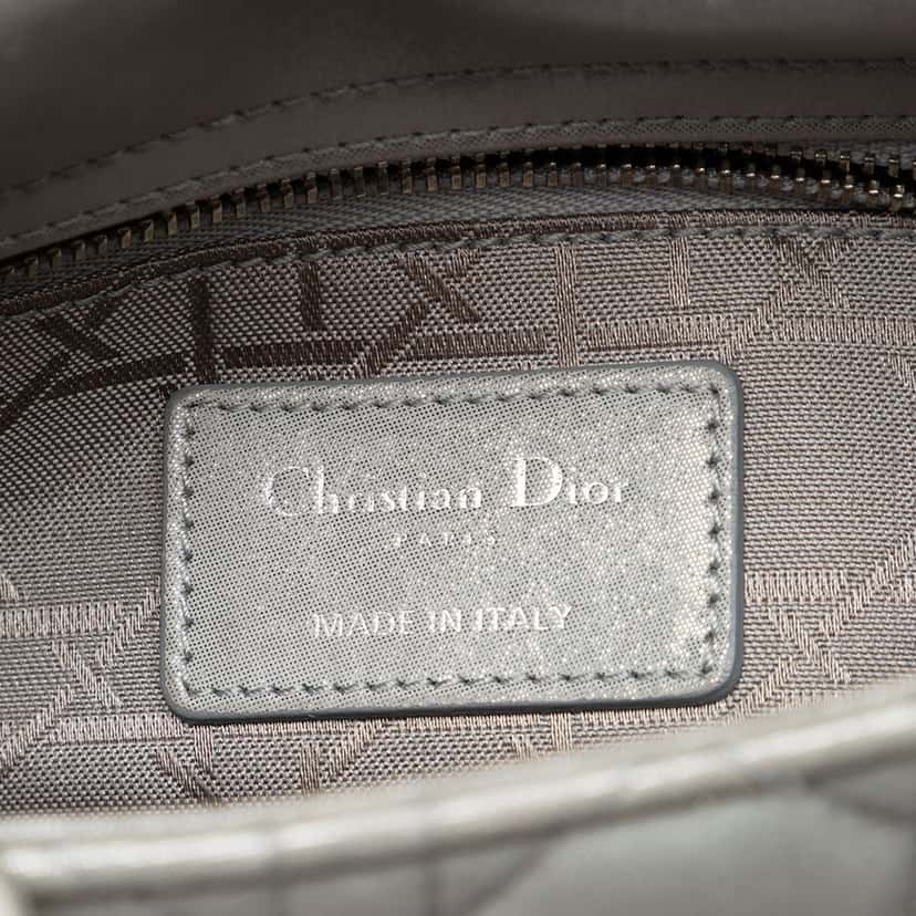 Dior Mini Iridescent Lambskin Cannage Lady Dior Silver Leather Very good condition - Box View