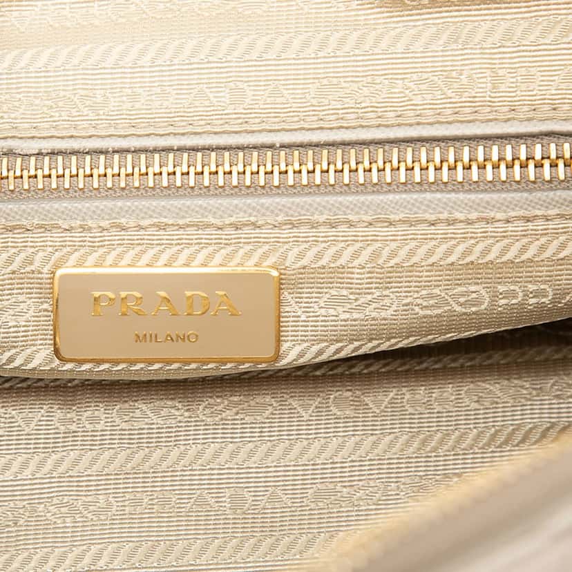 Prada Impuntu Tessuto Chain Flap Crossbody Beige Very good condition - Box View