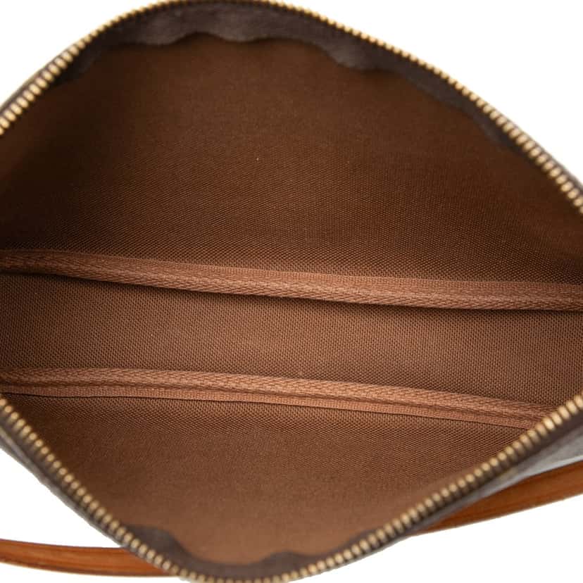 Louis Vuitton Monogram Pochette Accessoires Brown Very good condition - Model View