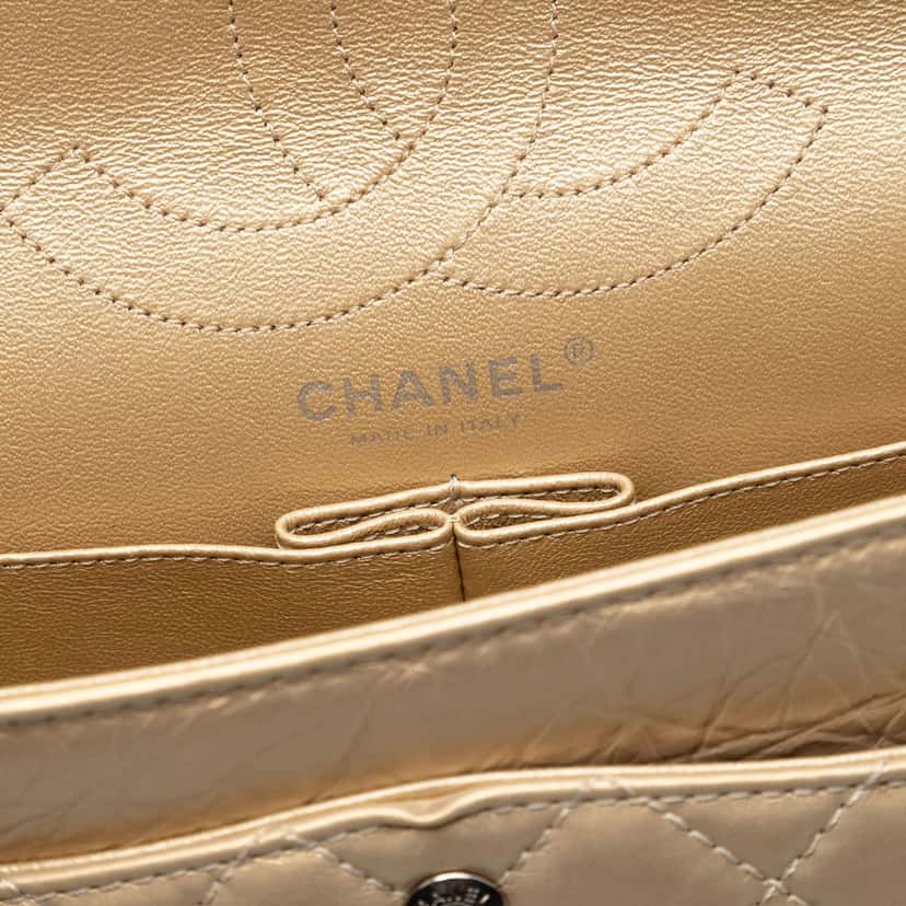 Chanel Quilted Metallic Aged Calfskin Reissue 2.55 Double Flap 226 Gold Leather Very good condition - Box View