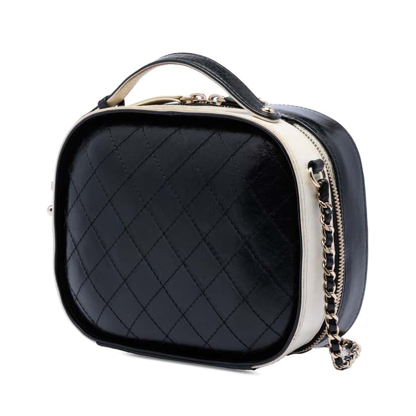 Chanel Small CC Crumpled Calfskin Vanity Case Beige Leather Very good condition - Back View