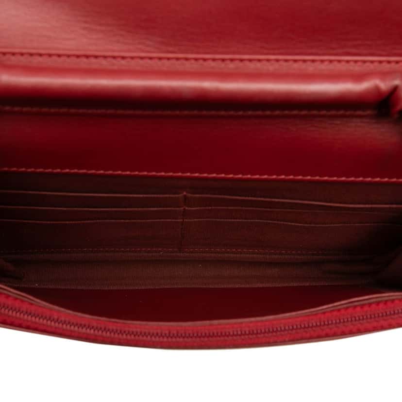 Chanel Quilted Caviar Boy Wallet on Chain Red Leather Very good condition - Model View