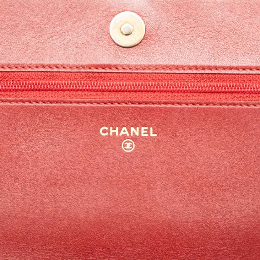 Chanel Quilted Caviar Boy Wallet on Chain Red Leather Very good condition - Box View