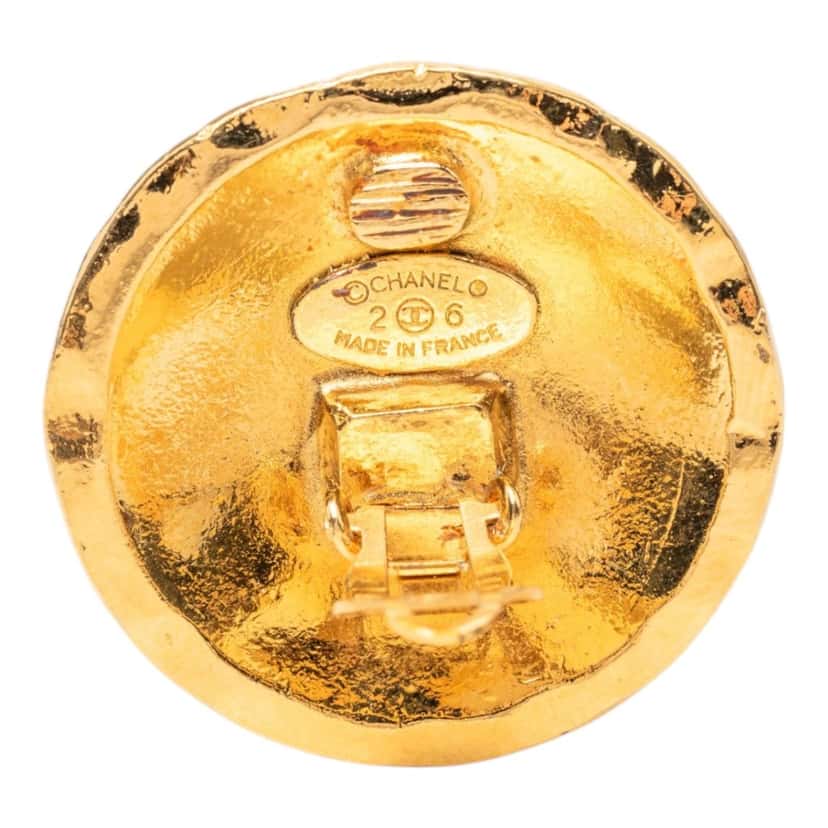 Chanel CC Quilted Gold Plated Round Clip On Earrings Gold Metal Very good condition - Inside View