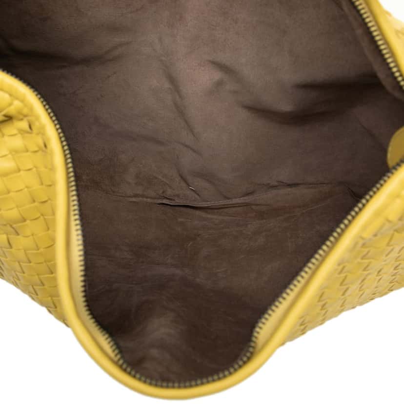 Bottega Veneta Large Nappa Intrecciato Veneta Hobo Yellow Leather Very good condition - Model View