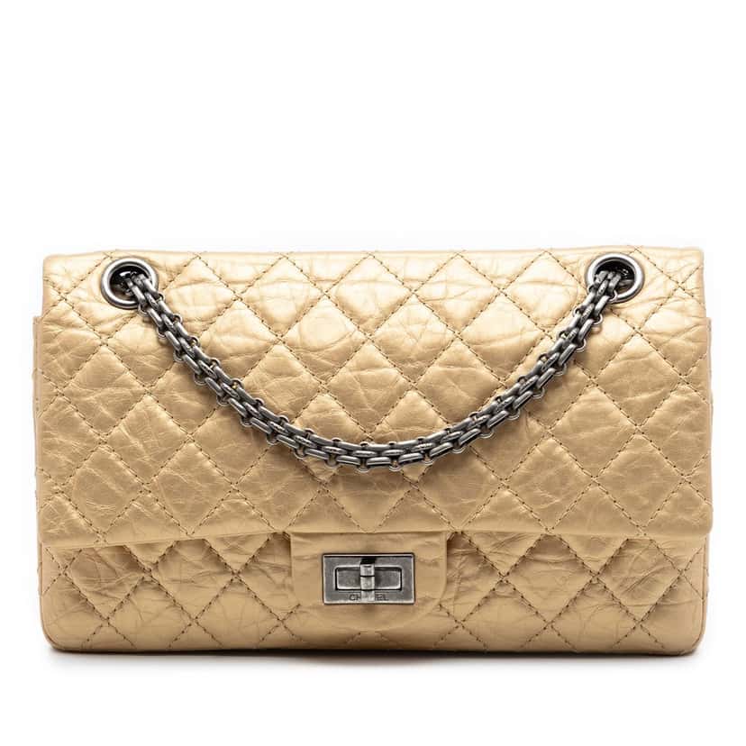 Chanel Quilted Aged Calfskin Reissue 2.55 Double Flap 225 Gold Leather Very good condition - Front View