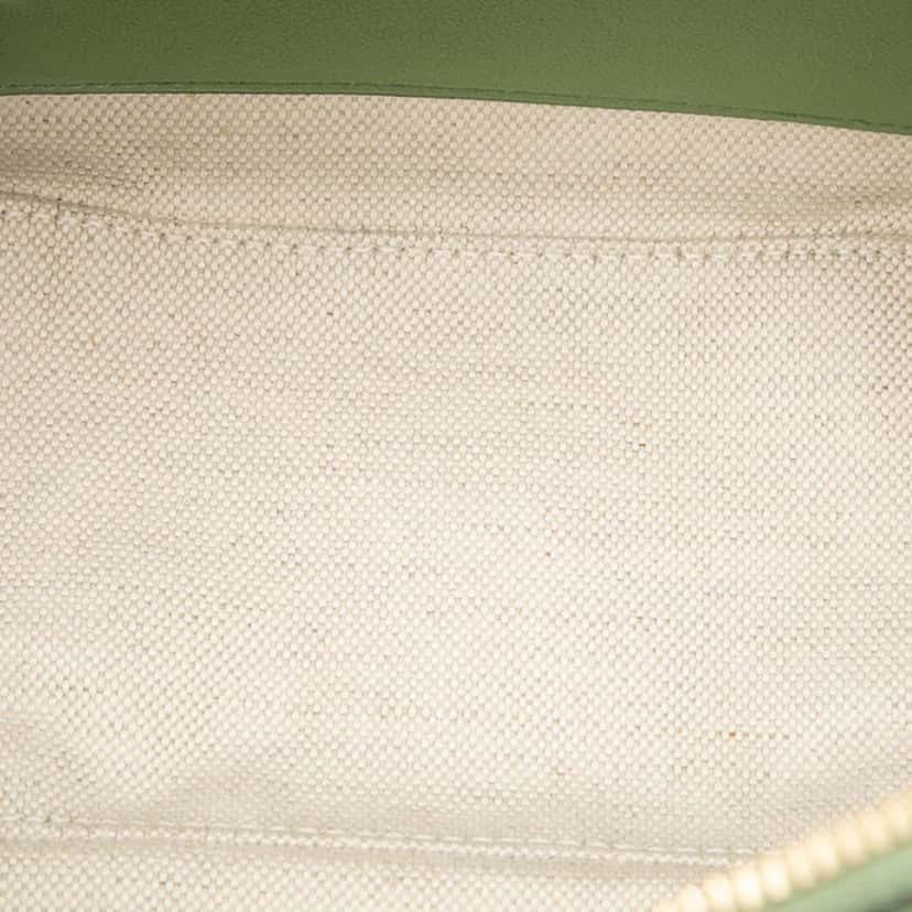 Gucci Matelasse Calfskin Blondie Top Handle Satchel Green Leather Very good condition - Model View