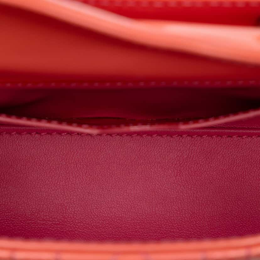 Dior Micro Patent Cannage Lady Dior Pink Leather Very good condition - Model View