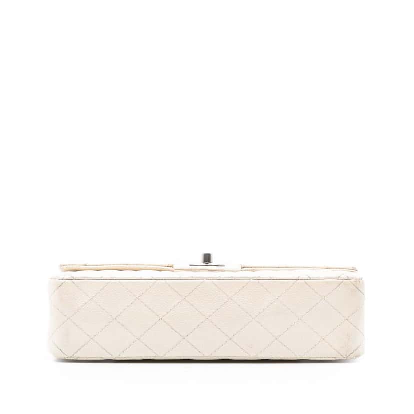 Chanel Medium Classic Caviar Double Flap White Leather Never worn, with tag - Inside View
