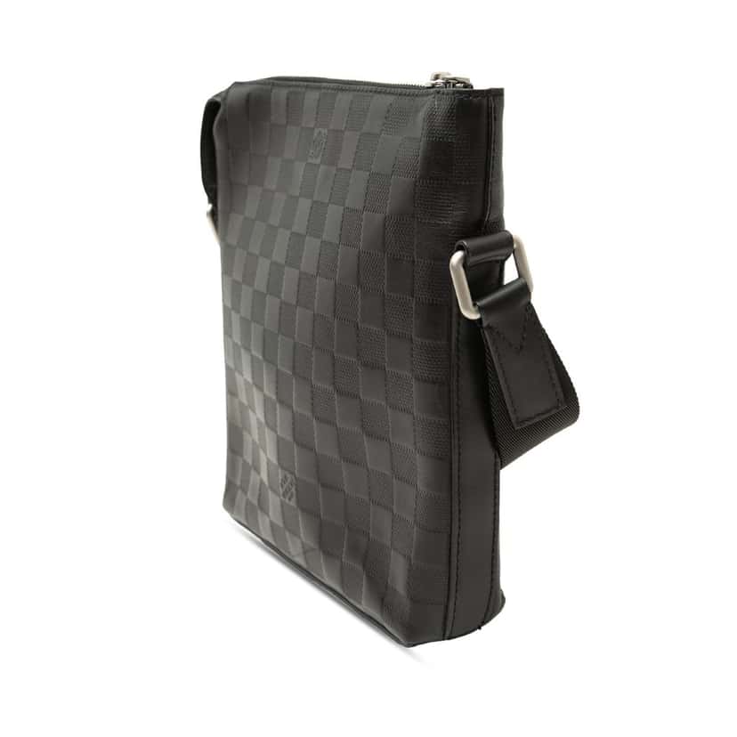 Louis Vuitton Damier Infini Discovery Messenger BB Black Leather Very good condition - Back View