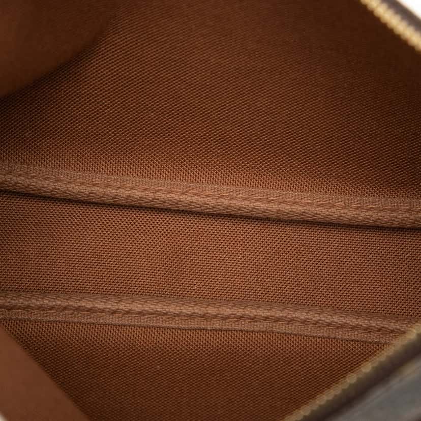 Louis Vuitton Monogram Pochette Accessoires Brown Very good condition - Model View