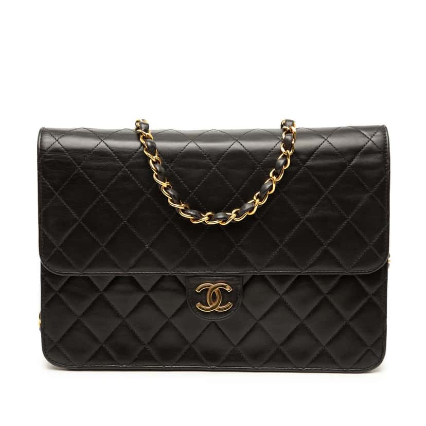 Chanel Medium CC Quilted Lambskin Single Flap Black Leather Very good condition - Front View