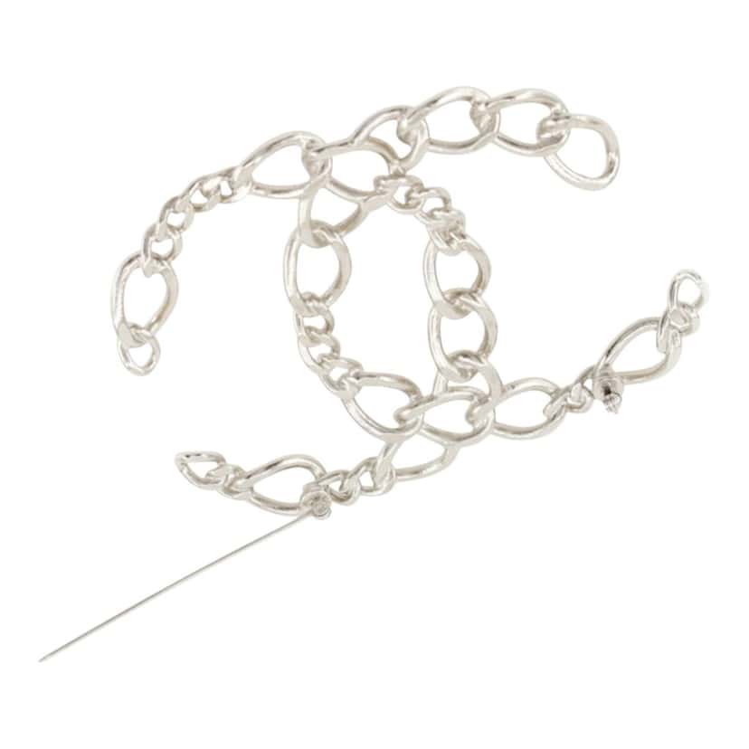 Chanel CC Brass Openwork Chain Brooch Silver Metal Very good condition - Front View