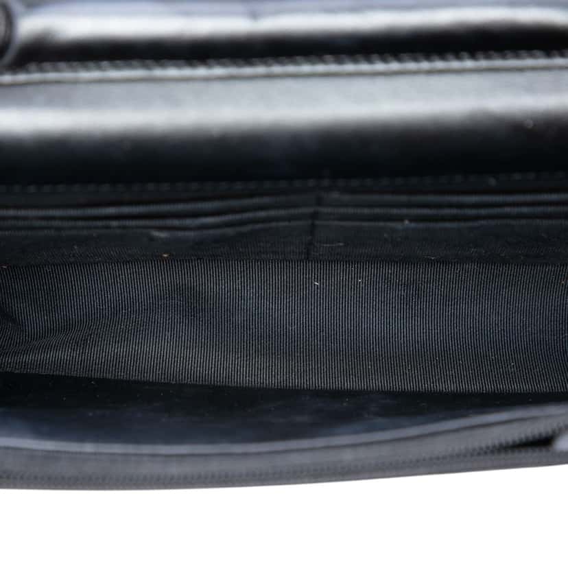 Chanel CC Quilted Shiny Aged Calfskin Wallet On Chain Black Leather Very good condition - Model View