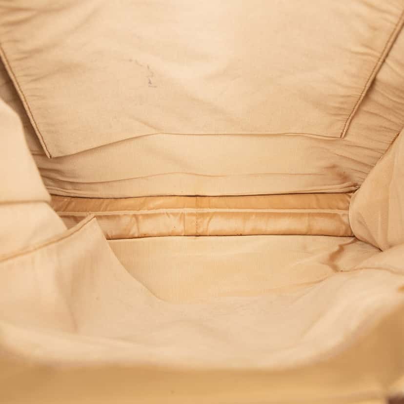 Chanel CC Caviar Wood Top Handle Tote Bag Beige Leather Very good condition - Model View