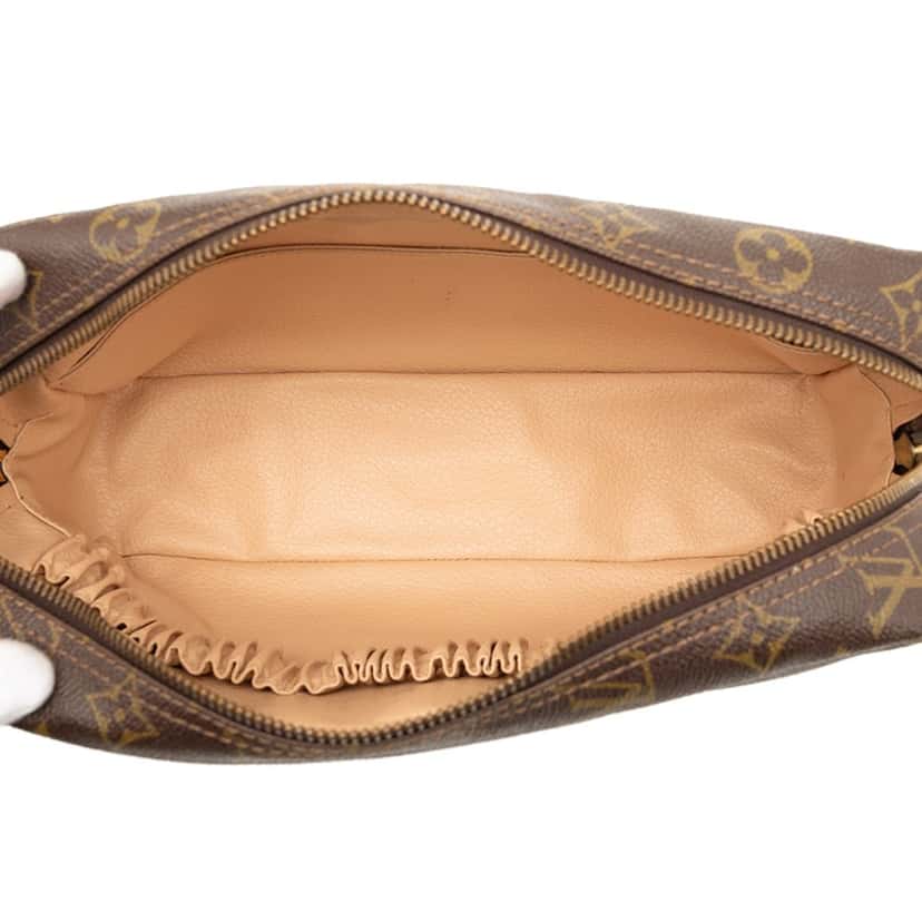 Louis Vuitton Monogram Trousse Toilette 28 Brown Very good condition - Model View