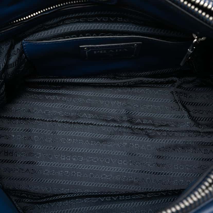 Prada Soft Calf Double Zip Convertible Tote Blue Leather Very good condition - Model View