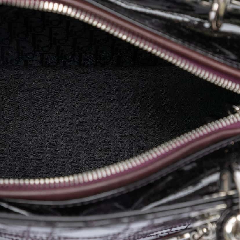 Dior Medium Patent Cannage Stitched Lady Dior Purple Leather Very good condition - Model View