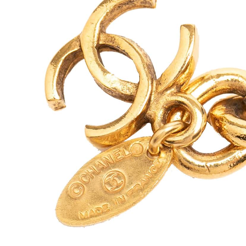 Chanel CC Gold Plated Sun Medallion Triple Chain Belt Gold Metal Very good condition - Model View
