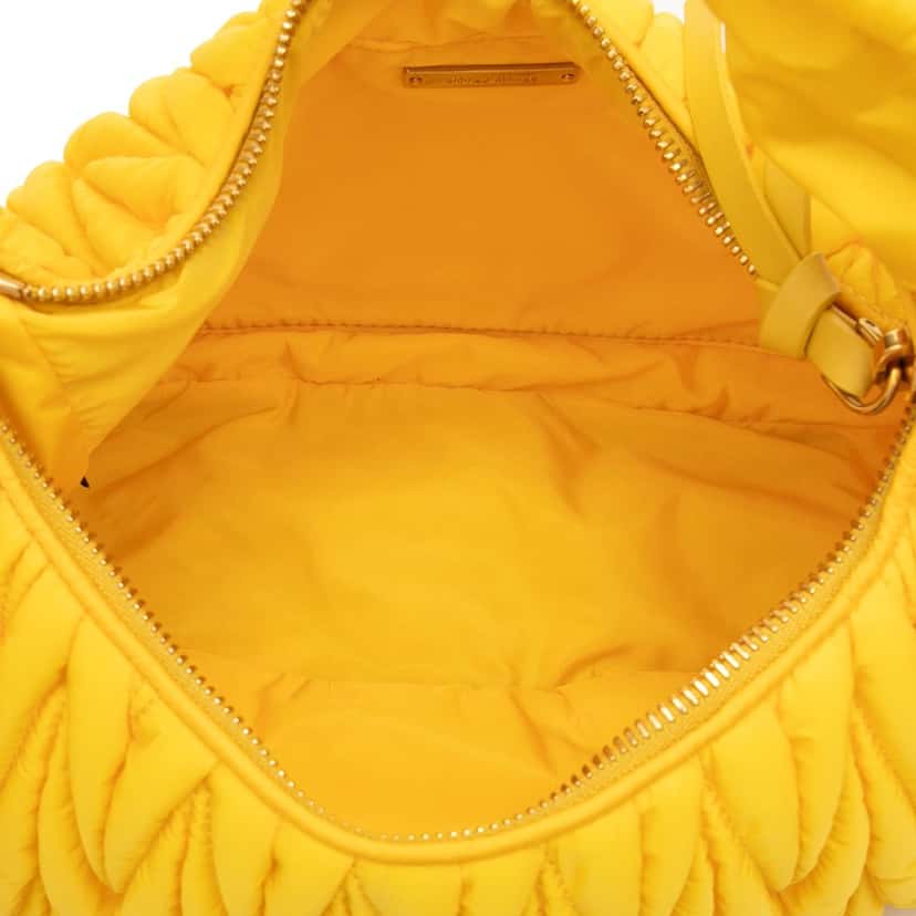 Miu Miu Matelasse Tessuto Wander Hobo Yellow Very good condition - Model View
