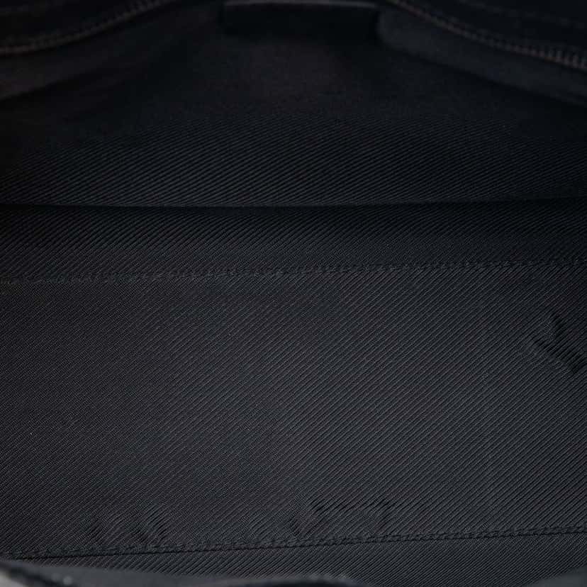 Gucci GG Canvas Handbag Beige Very good condition - Model View